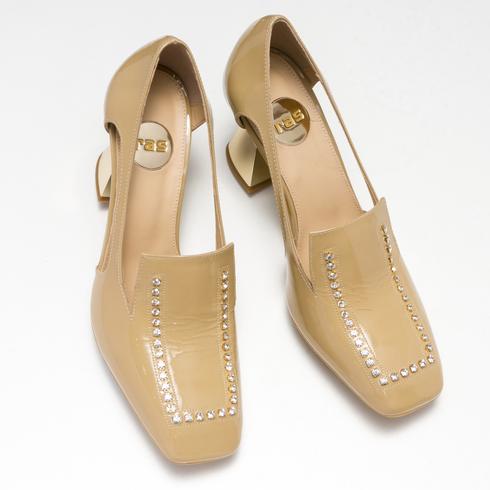 PUMPS, oro-sand