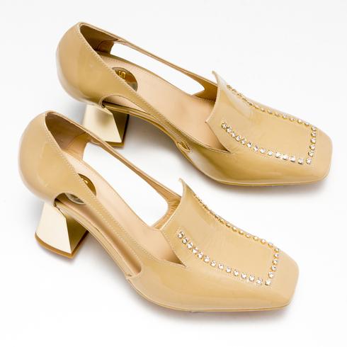 PUMPS, oro-sand
