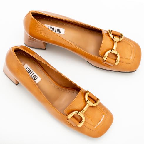 PUMPS, camel