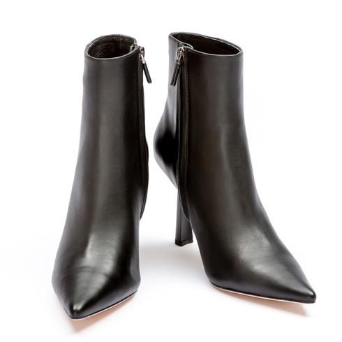 STIEFELETTE, schwarz