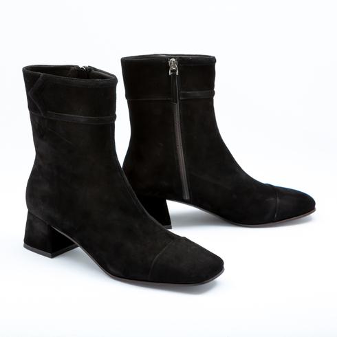 STIEFELETTE, schwarz