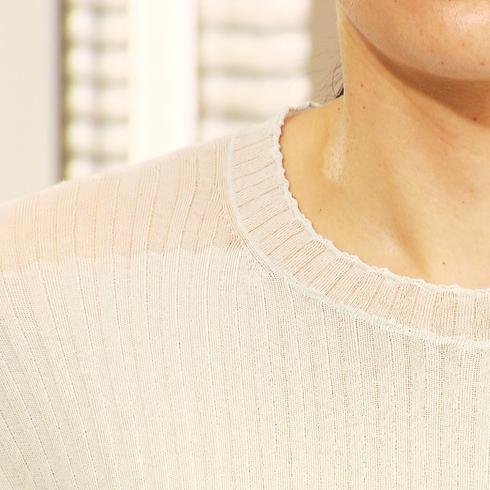 Pullover, sky