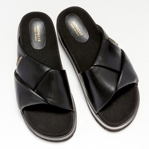 SCHLÄPPCHEN, black