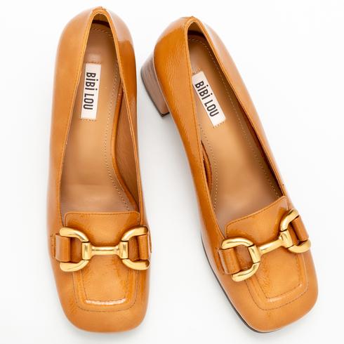 PUMPS, camel