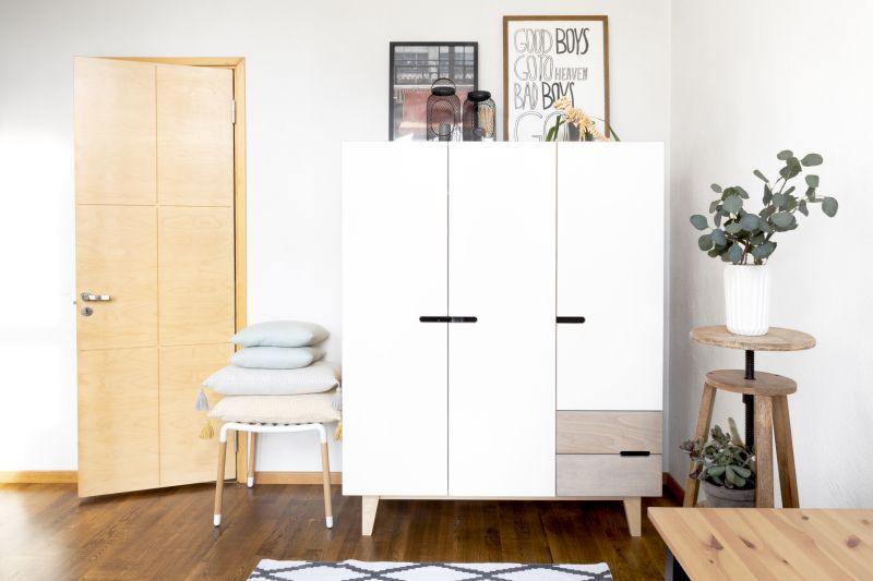 Design-Kleiderschrank aus Holz weiß online kaufen