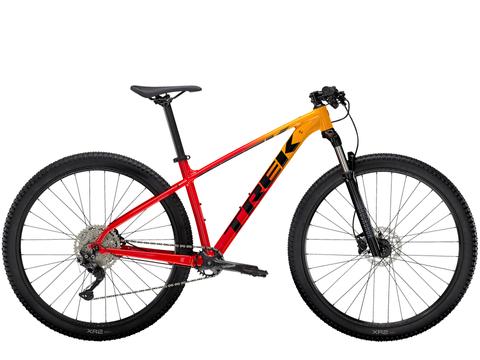 TREK Marlin 7 Gen 2 / 2023 / RH ML / 29 / Marigold radioactive red fade