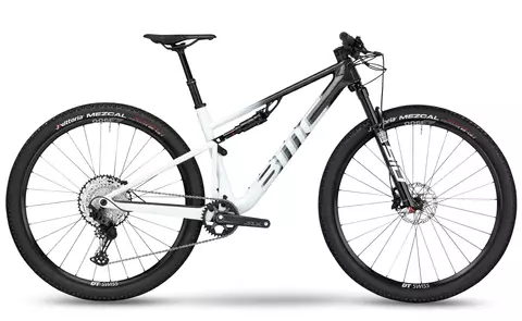 BMC Fourstroke THREE / Gr. M / CARBON - WHITE