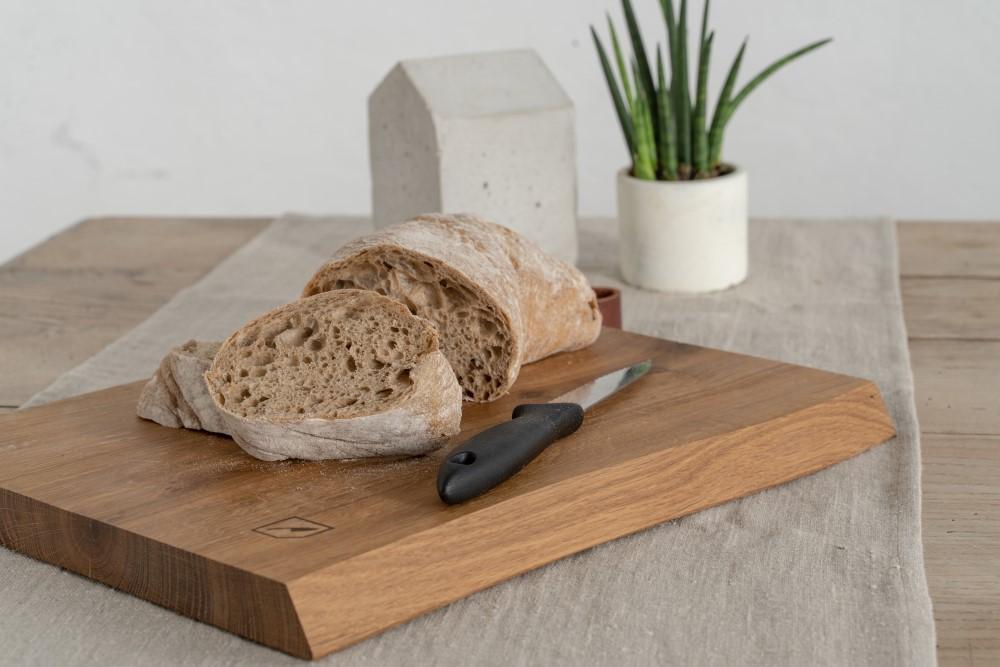 Servierbrett aus Holz groß mit Ledergriff