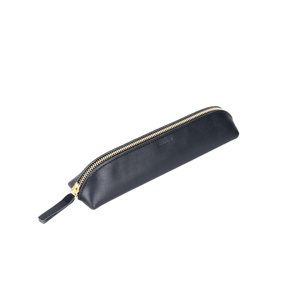 Großes Mara Leder Stiftetui schwarz / Large Black leather pencil case | Glattes, pflanzlich gegerbtes Leder / Smooth, vegetable tanned leather | Artikelnummer: Mara_L_schwarzglatt