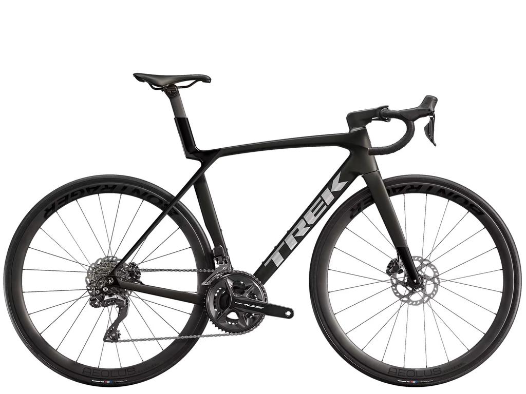 TREK Madone SL 6 Gen 8 / Gr. M / Shimano 105 DI2 / Bontrager Carbon Laufräder / inkl. ZR Paket