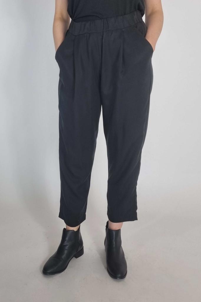 LUMEN ORGANIC Hose BUNDFALTEN TENCEL™