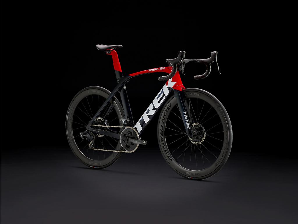 TREK Madone SLR 7 eTap / SRAM Force AXS 12 / RH 54 cm / Trek - Segafredo Team / Bontrager Carbon Laufradsatz / 2022