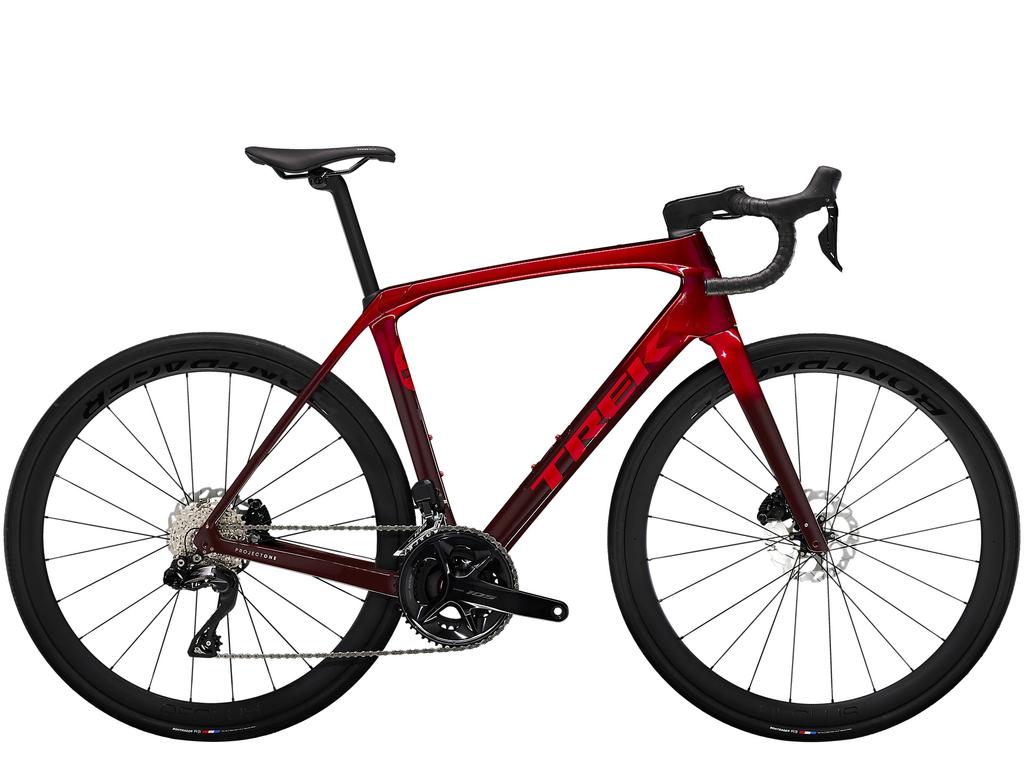 Trek Domane SLR 6 Gen 4 MY 2023 /  RH 60 / Metallic Red Smoke to Red Carbon Smoke