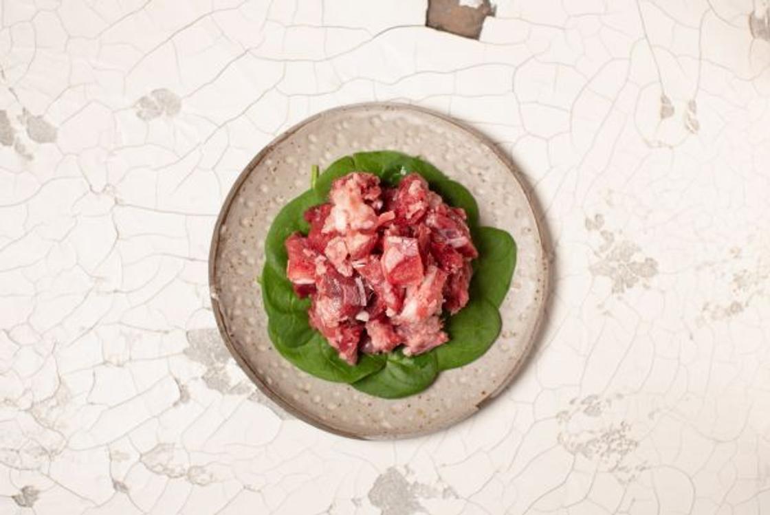 Ziegen-Muskelfleisch geschnetzelt in Würfeln