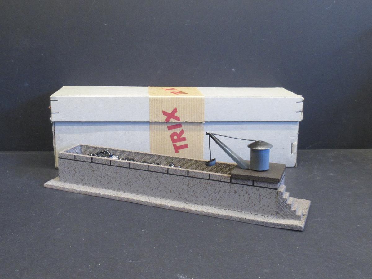 Trix Express 20/320 Kohlebunker mit Ladekran mit Kohlebunker für Spur ...