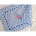 Babydecke mit Rasselherz