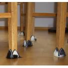Möbelschuh_Fell_schwarz_weiss_Gruppe