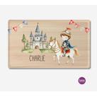 Hier krümelt - personalisiertes Brettchen für Kinder, Holzoptik