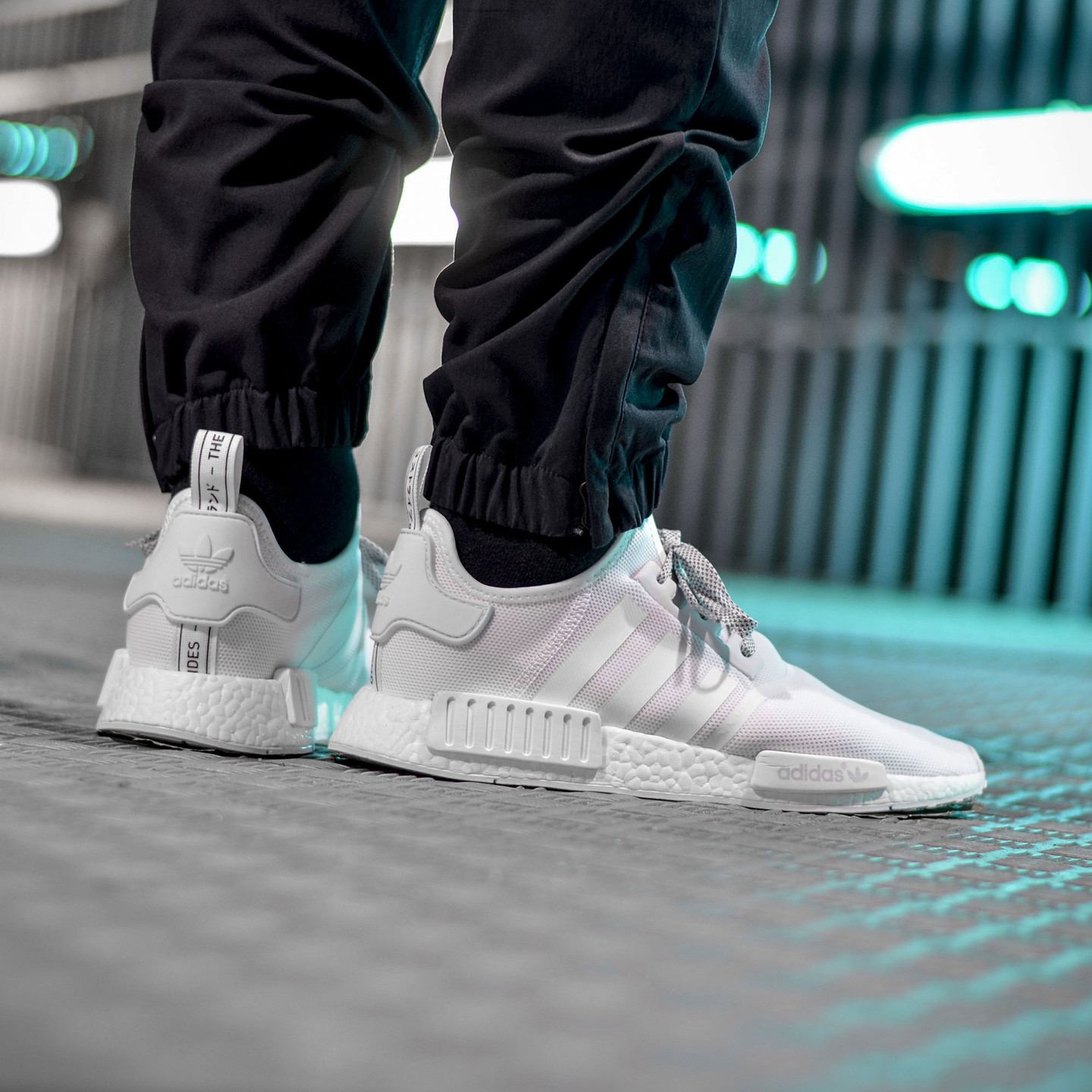 Adidas NMD R1 Runner Triple White S31506-42.66