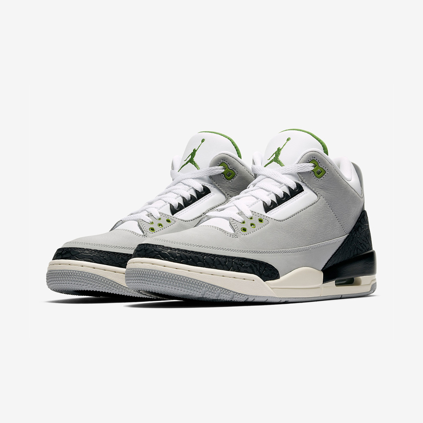 Jordan Air Jordan 3 Retro 'Chlorophyll' Light Smoke Grey / Chlorophyll / Black / White 136064-006-45