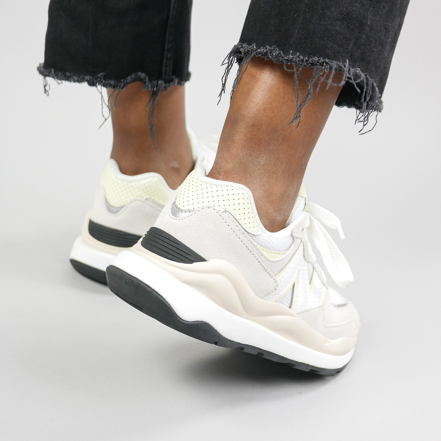 New Balance W57/40 White / Sail / Vanilla W5740WR1-39