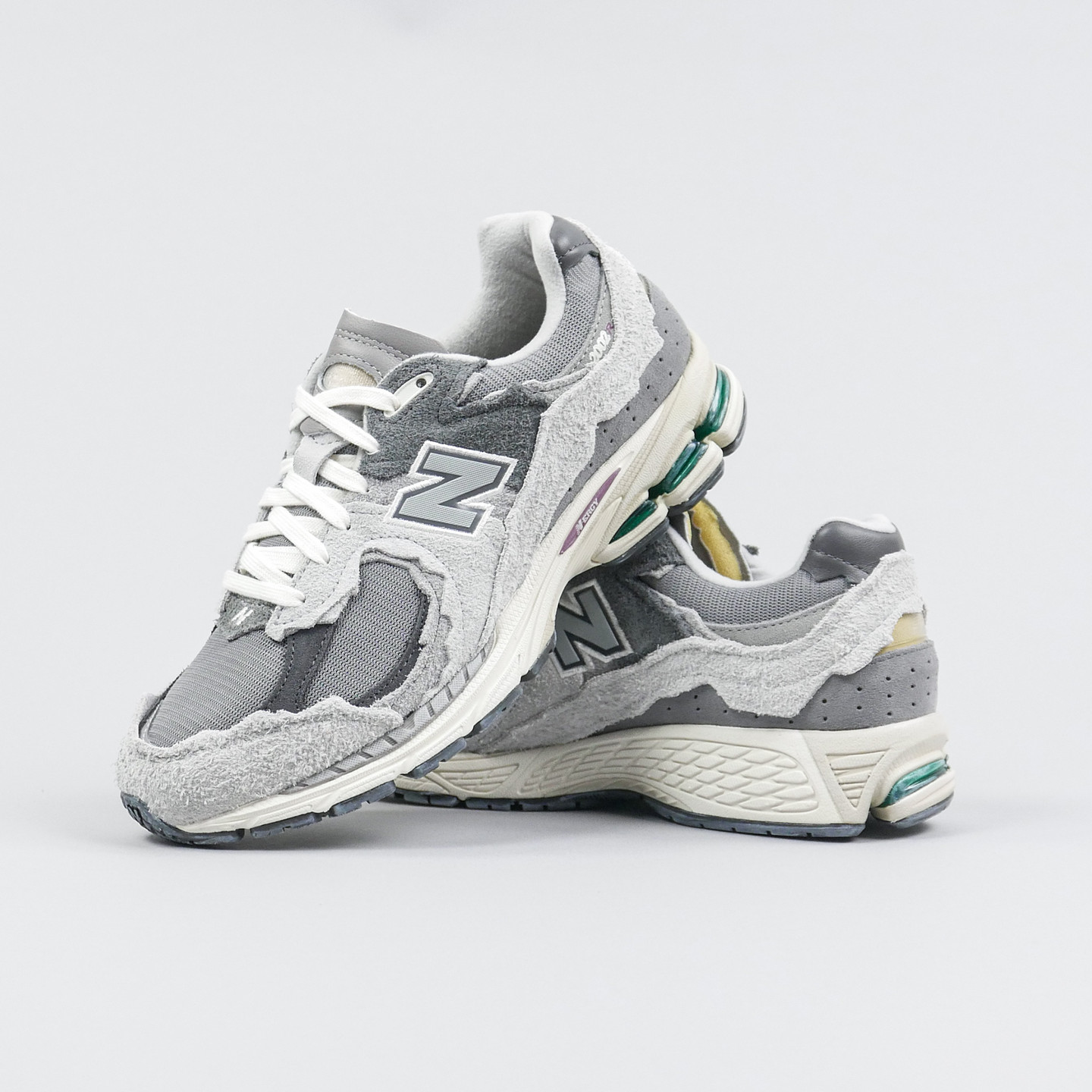 New Balance M2002R 'Protection' Rain Cloud / Magnet M2002RDA-43