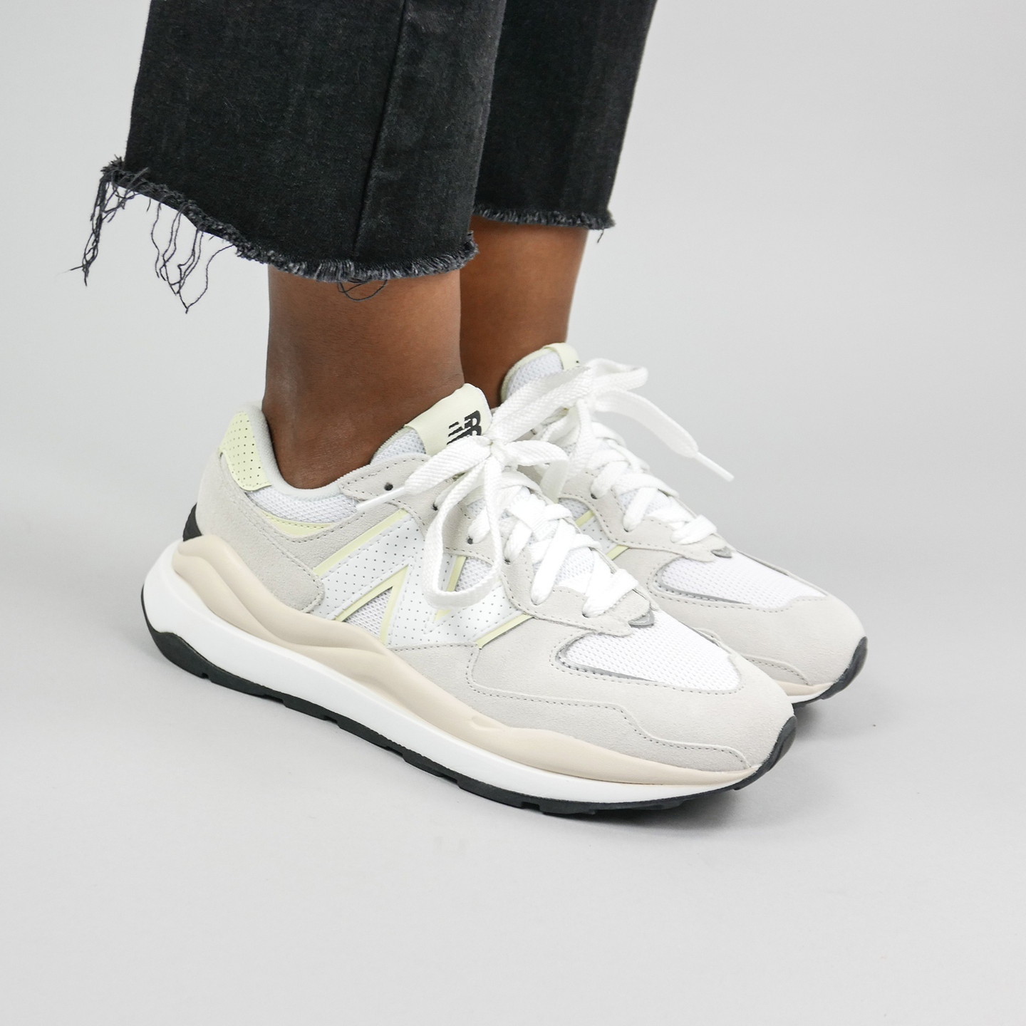 New Balance W57/40 White / Sail / Vanilla W5740WR1-39