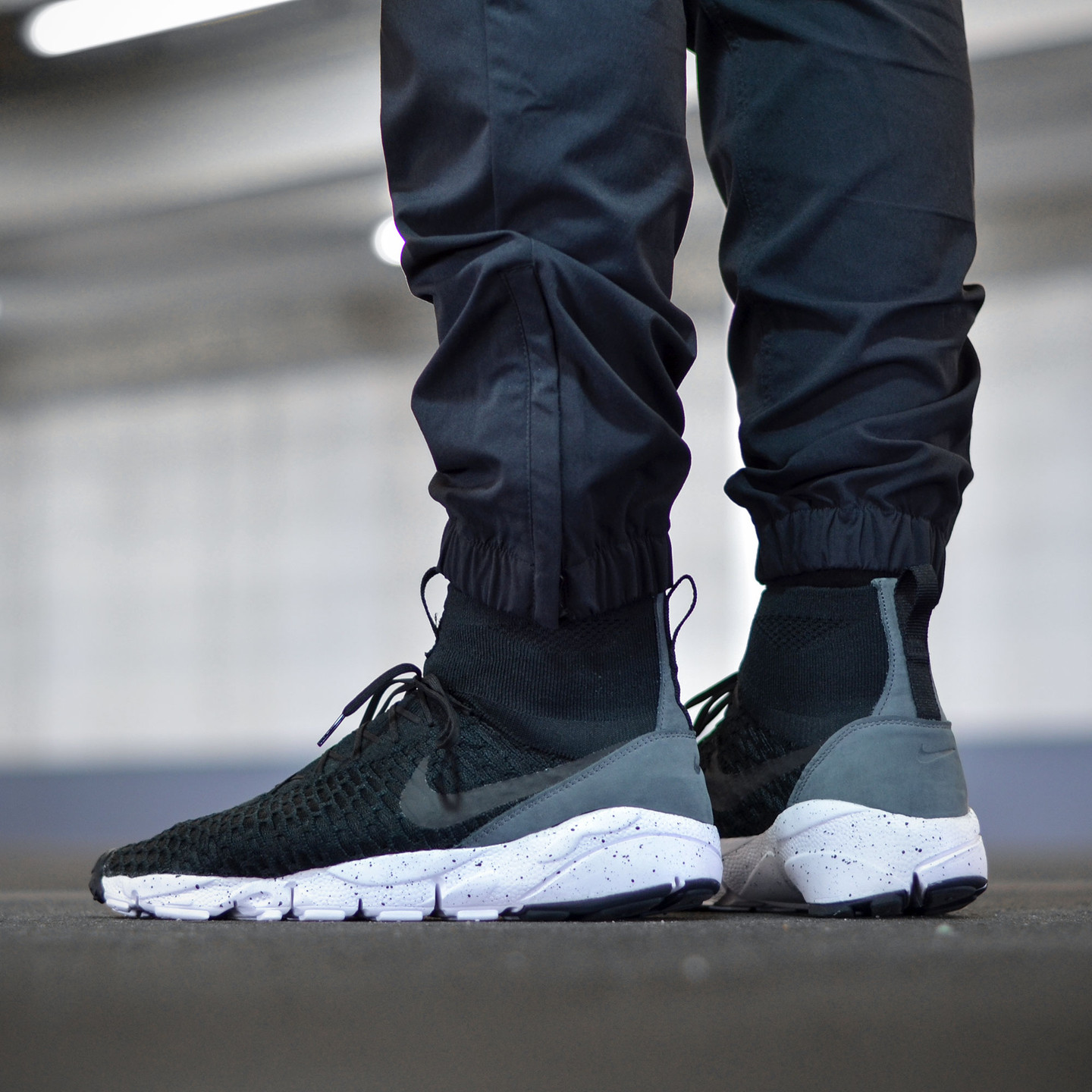 Nike Air Footscape Magista Flyknit Black / Dark Grey / White 816560-003-42.5