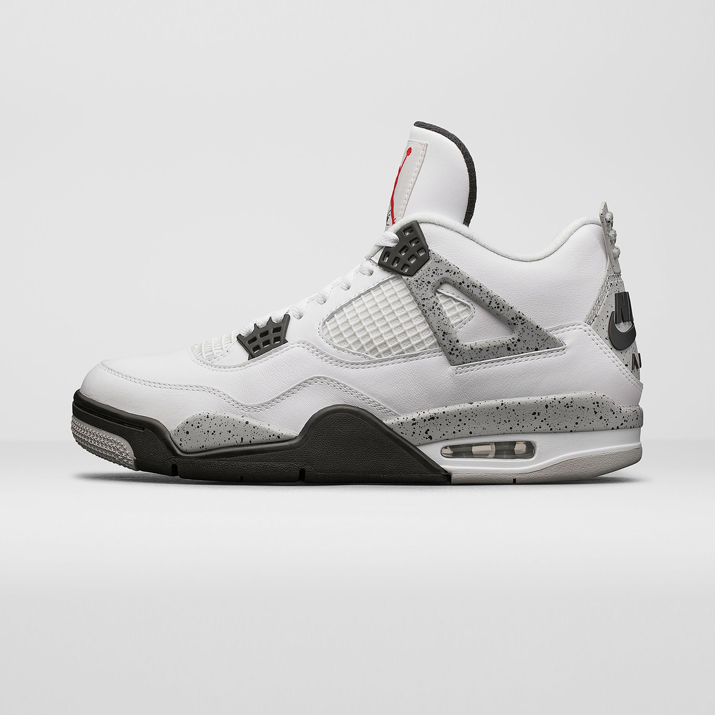 Nike Air Jordan 4 Retro Cement White / Fire Red / Tech Grey / Black 840606-192-44.5