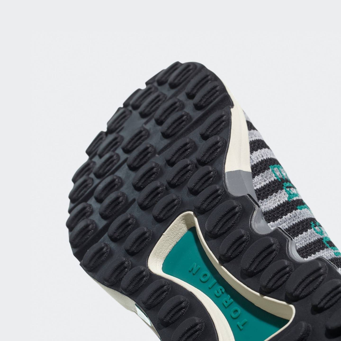 Adidas EQT Support Sk Primeknit Core Black / Grey One / Sub Green B37522-46