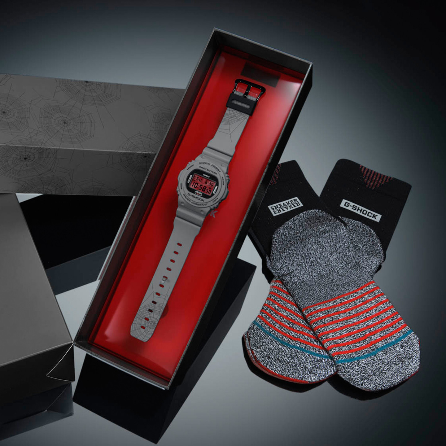 Casio G-Shock x Sneaker Freaker Cool Grey / Red / Black DW-5700SF-1ER-ONE SIZE