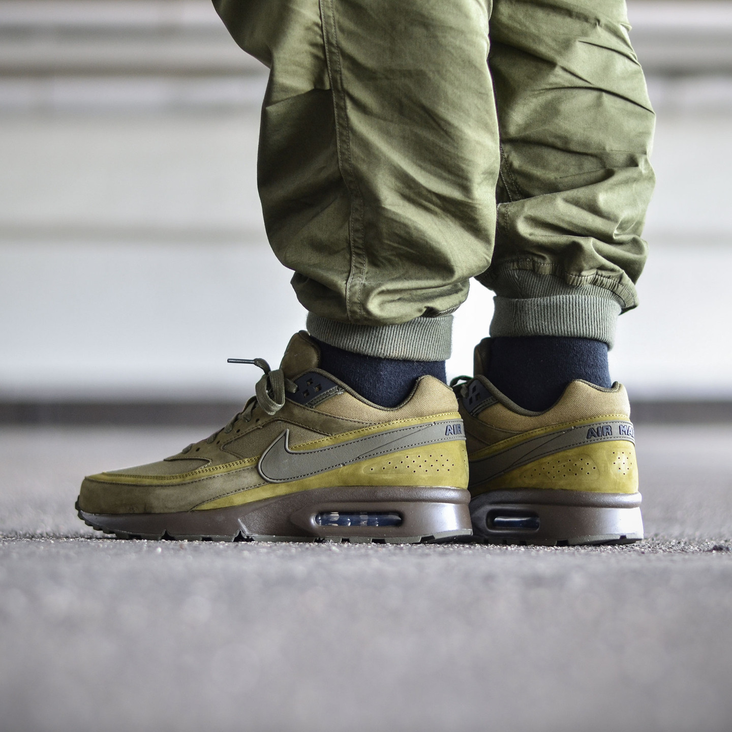 Nike Air Max BW Premium Dark Loden / Olive Flak / Black 819523-300-44.5