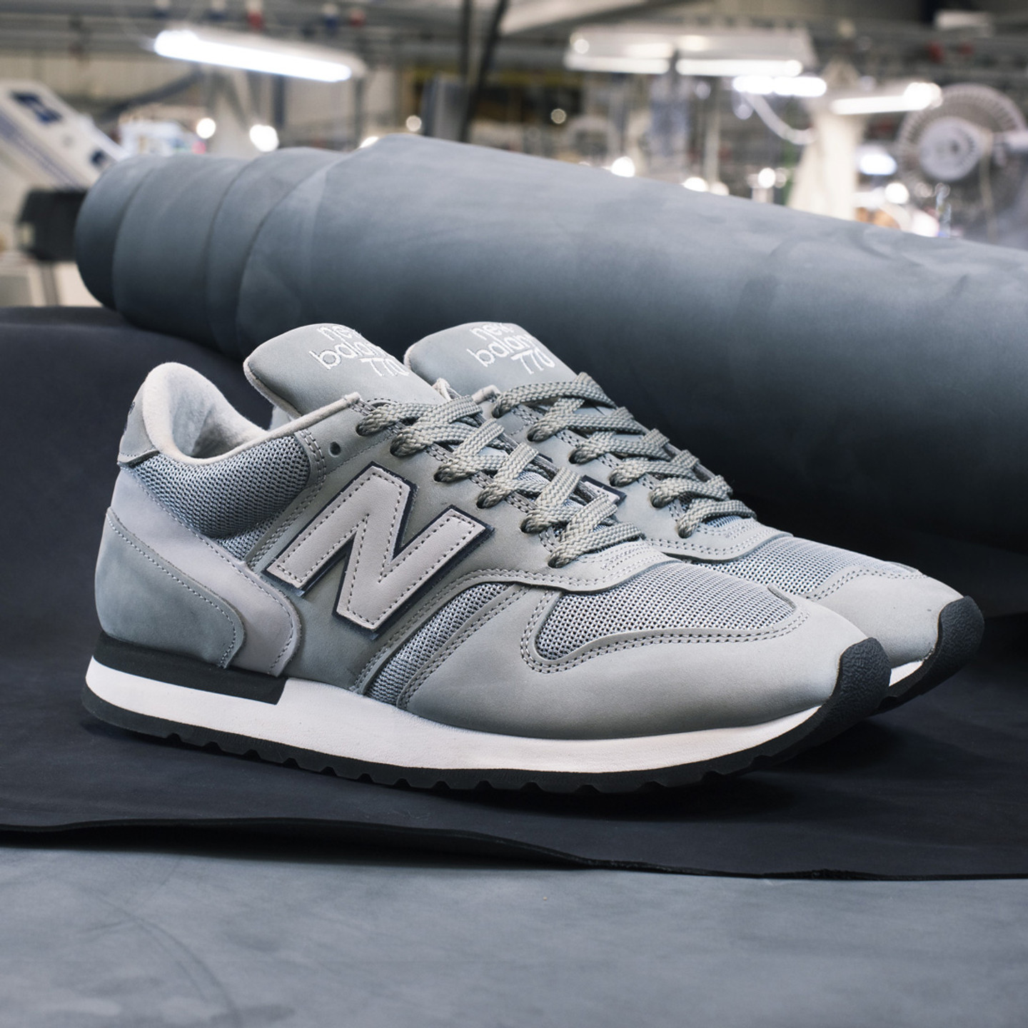 New Balance M770 FA - 35th Anniversary Grey / Navy / Light Grey M770 FA-42