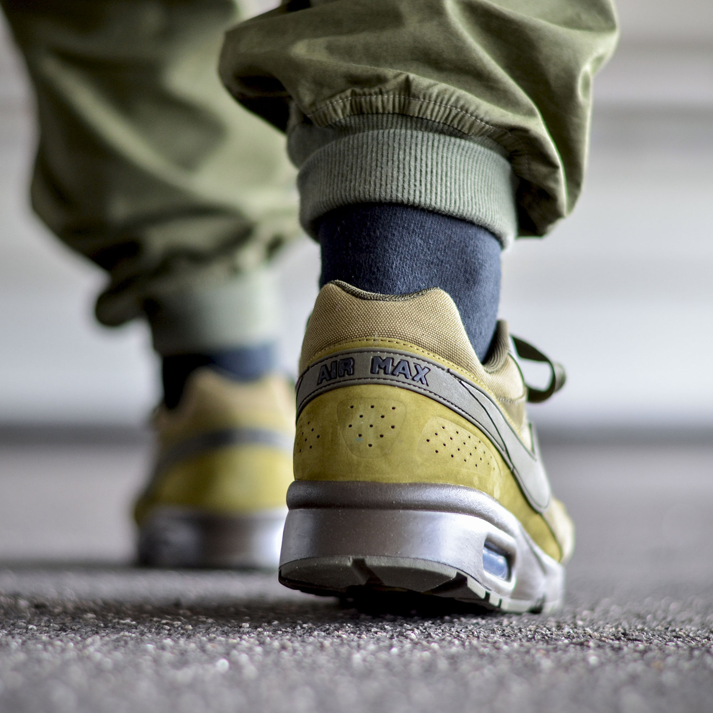 Nike Air Max BW Premium Dark Loden / Olive Flak / Black 819523-300-47