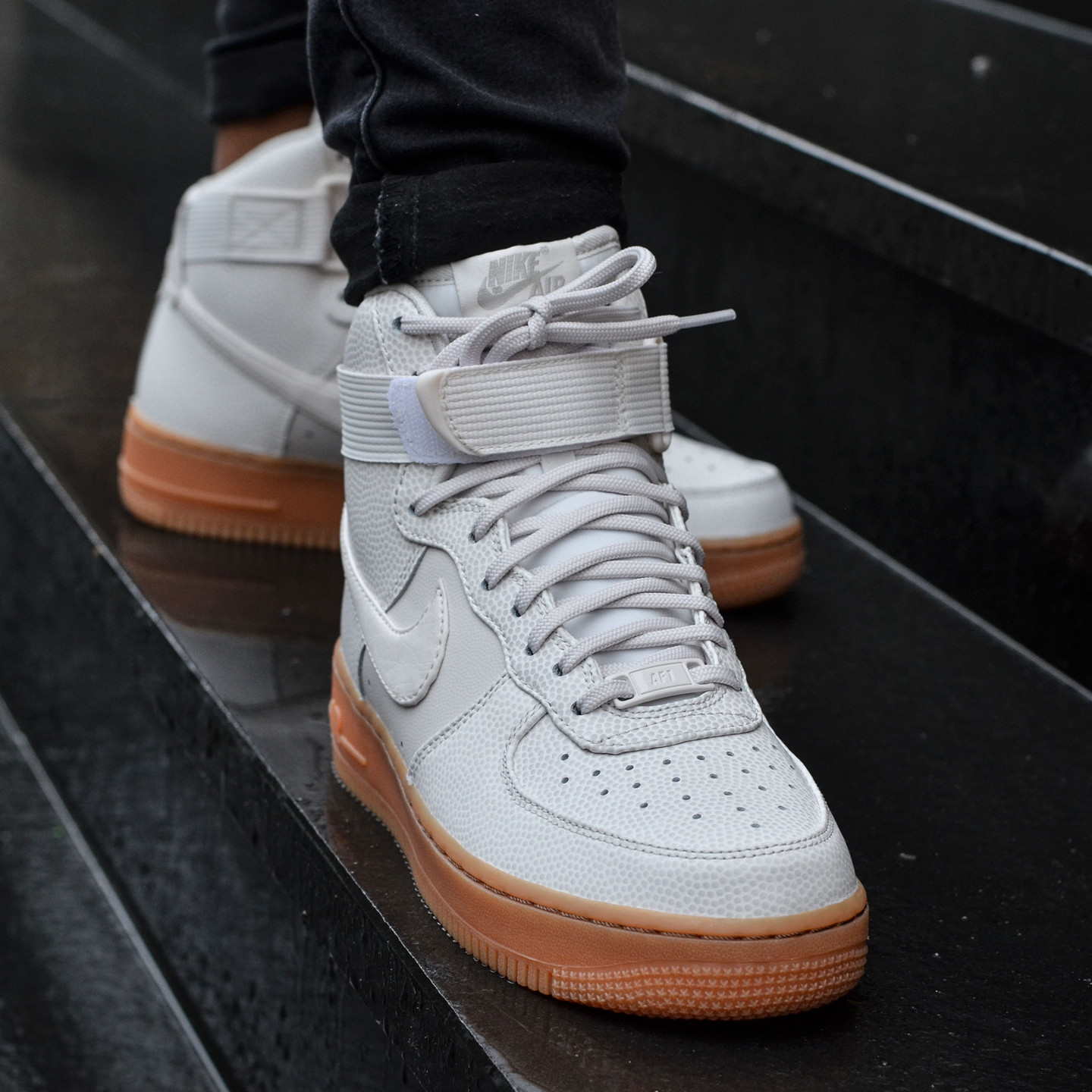 Nike Wmns Air Force 1 Hi SE Phantom 860544-001-38.5
