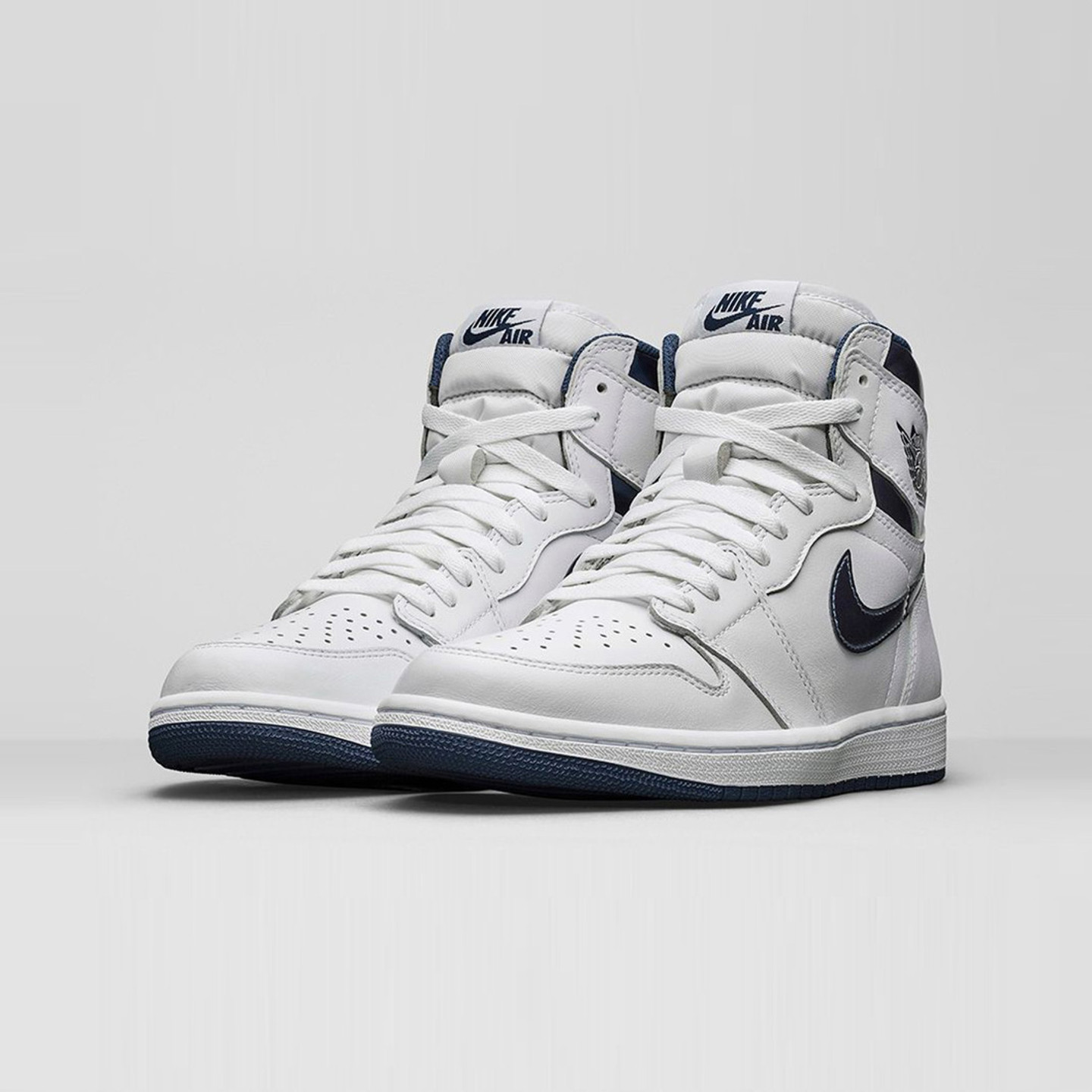 Jordan Air Jordan 1 Retro High OG 'Metallic Navy' White / Midnight Navy 555088-106-47.5