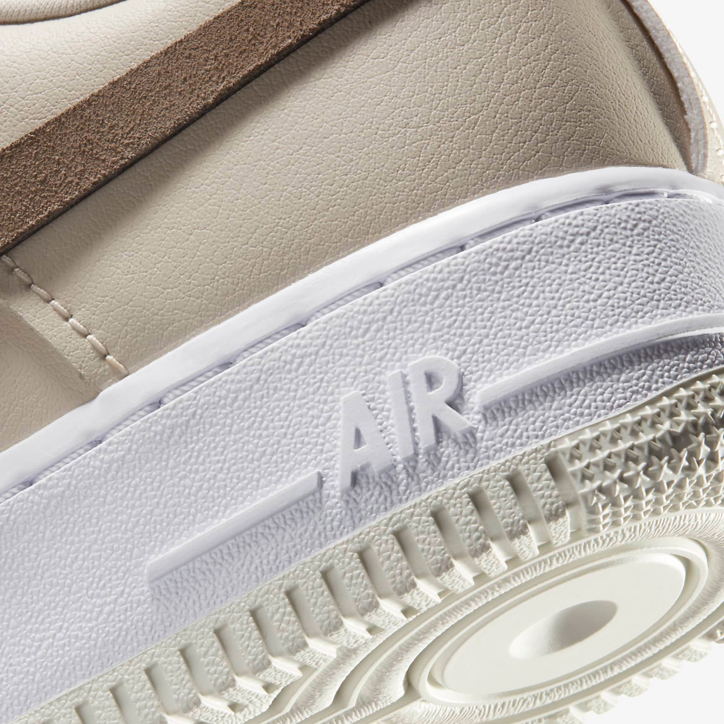 Nike Wmns Air Force 1 LXX Light Orewood Brown / Light Arctic Pink / Sail / Olive Grey DC1425-100-42