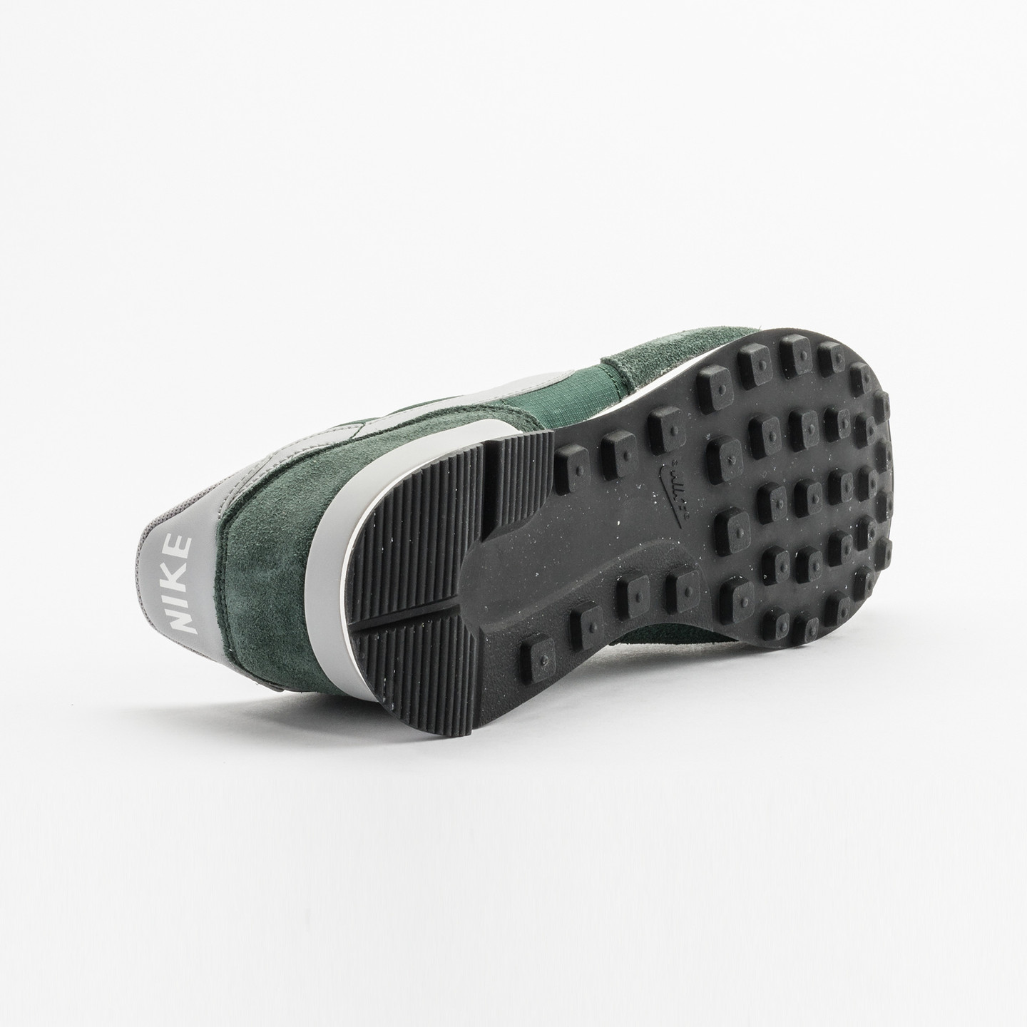 Nike Internationalist Gorge Green / Matte Silver 828041-300-45