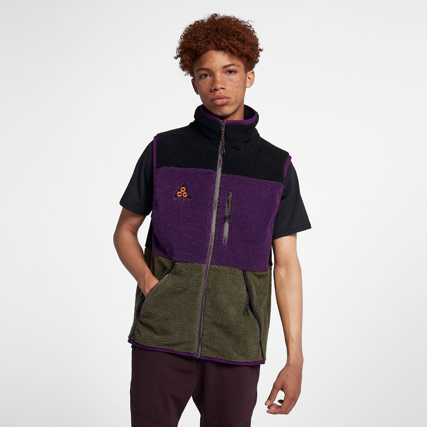 Nike ACG Vest Black / Sequoia / Night Purple AT5498-010-L