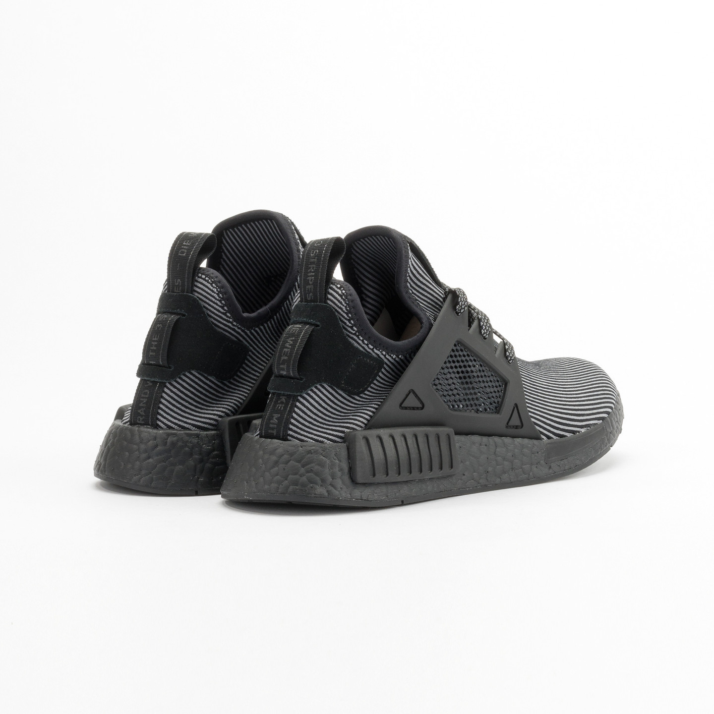 Adidas NMD XR1 Primeknit Core Black / Core Black / Running White S32211-46
