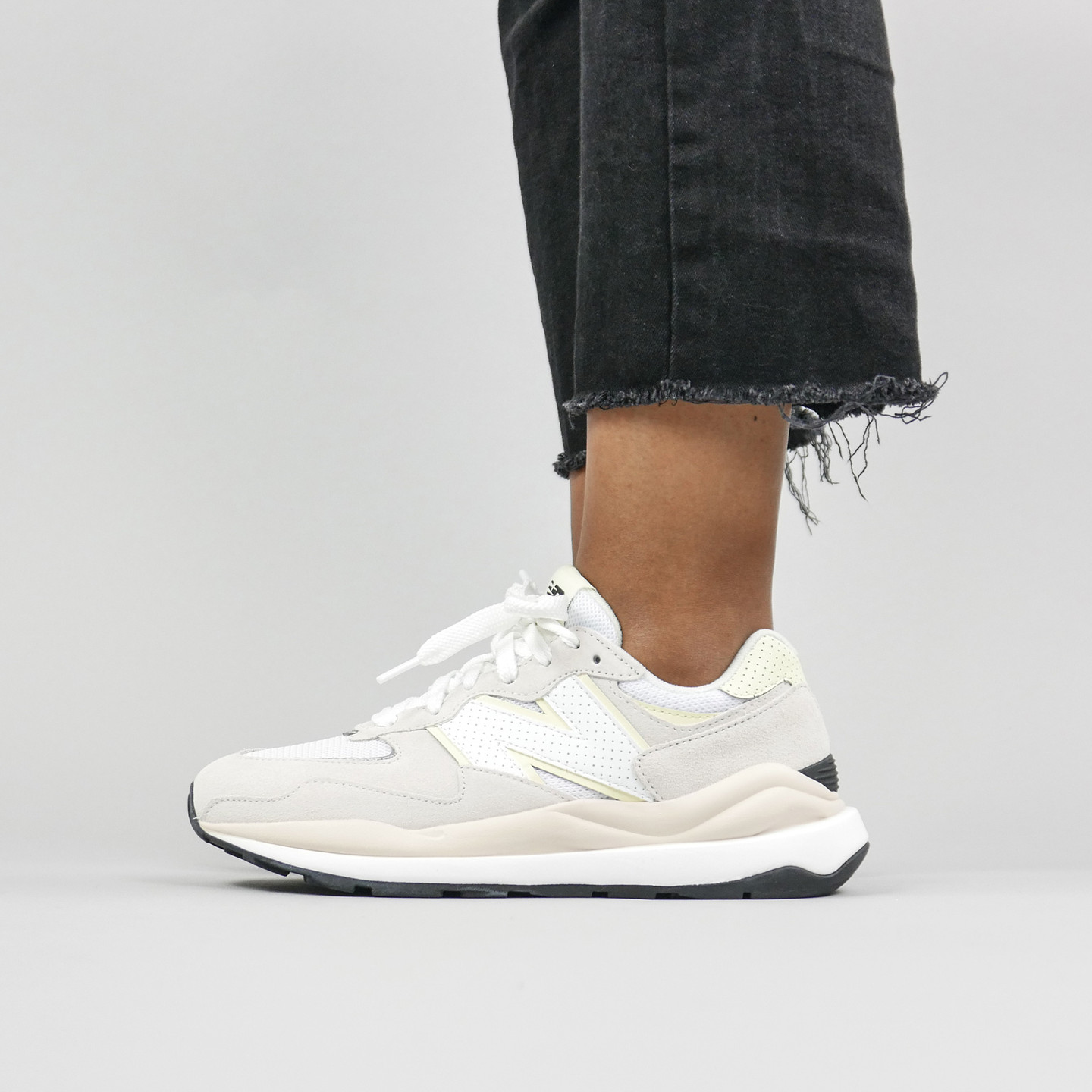 New Balance W57/40 White / Sail / Vanilla W5740WR1-37