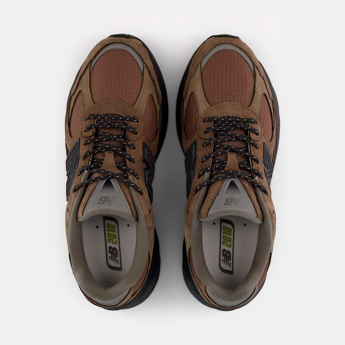 New Balance U2010 Cortado / Thunder Brown / Faded Black U20106WB-44.5