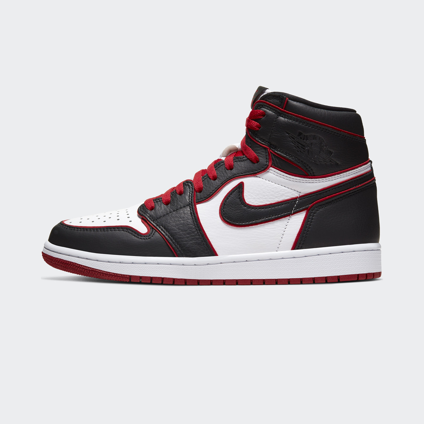 Jordan Air Jordan 1 Retro High OG 'Bloodline' Black / Gym Red / White 555088-062-41