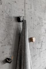 Handtuchhaken aus Holz und Metall skandinavisches Design
