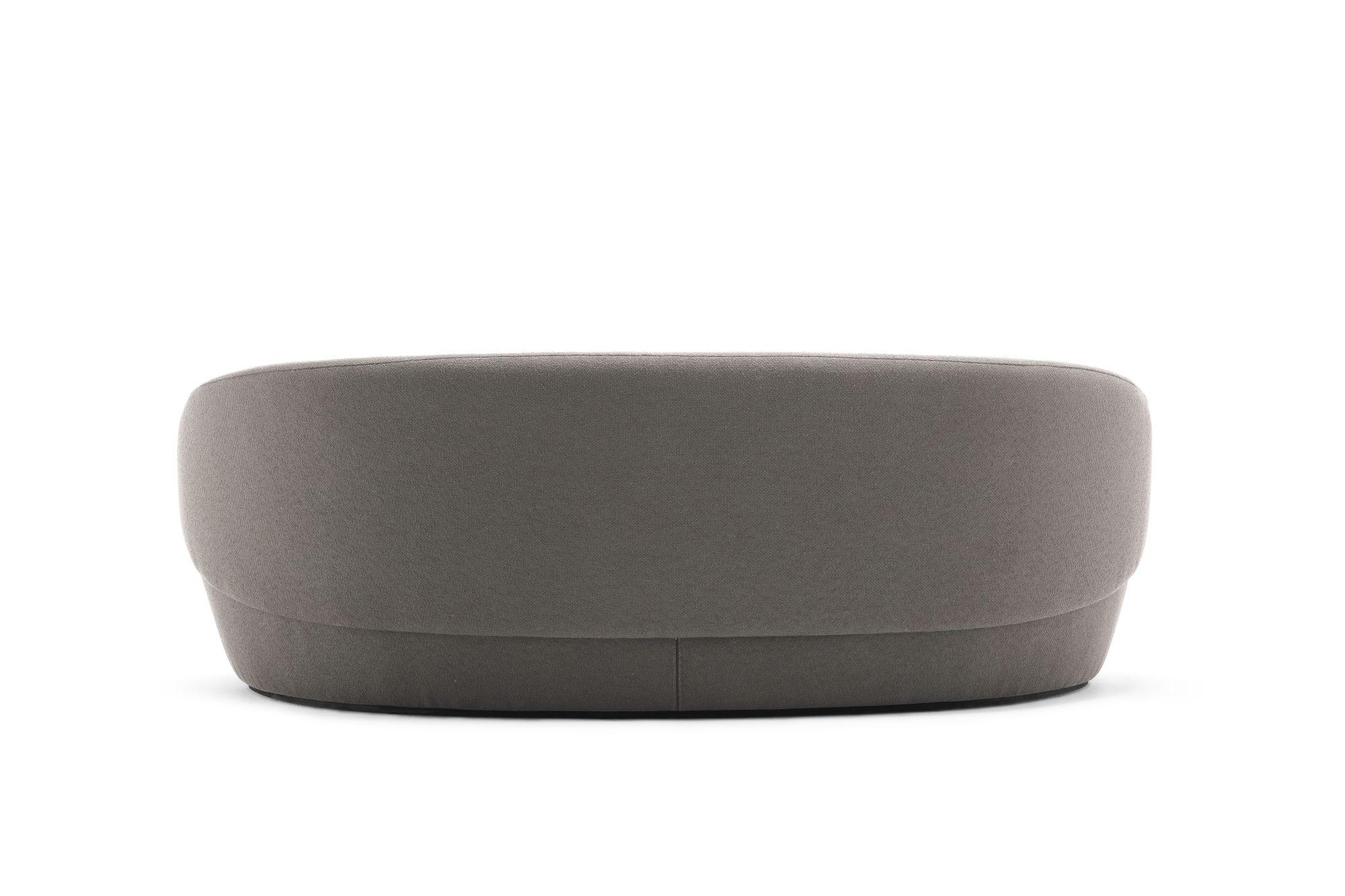 3-Sitzer Sofa NAIVE- Rundes Designersofa in beige