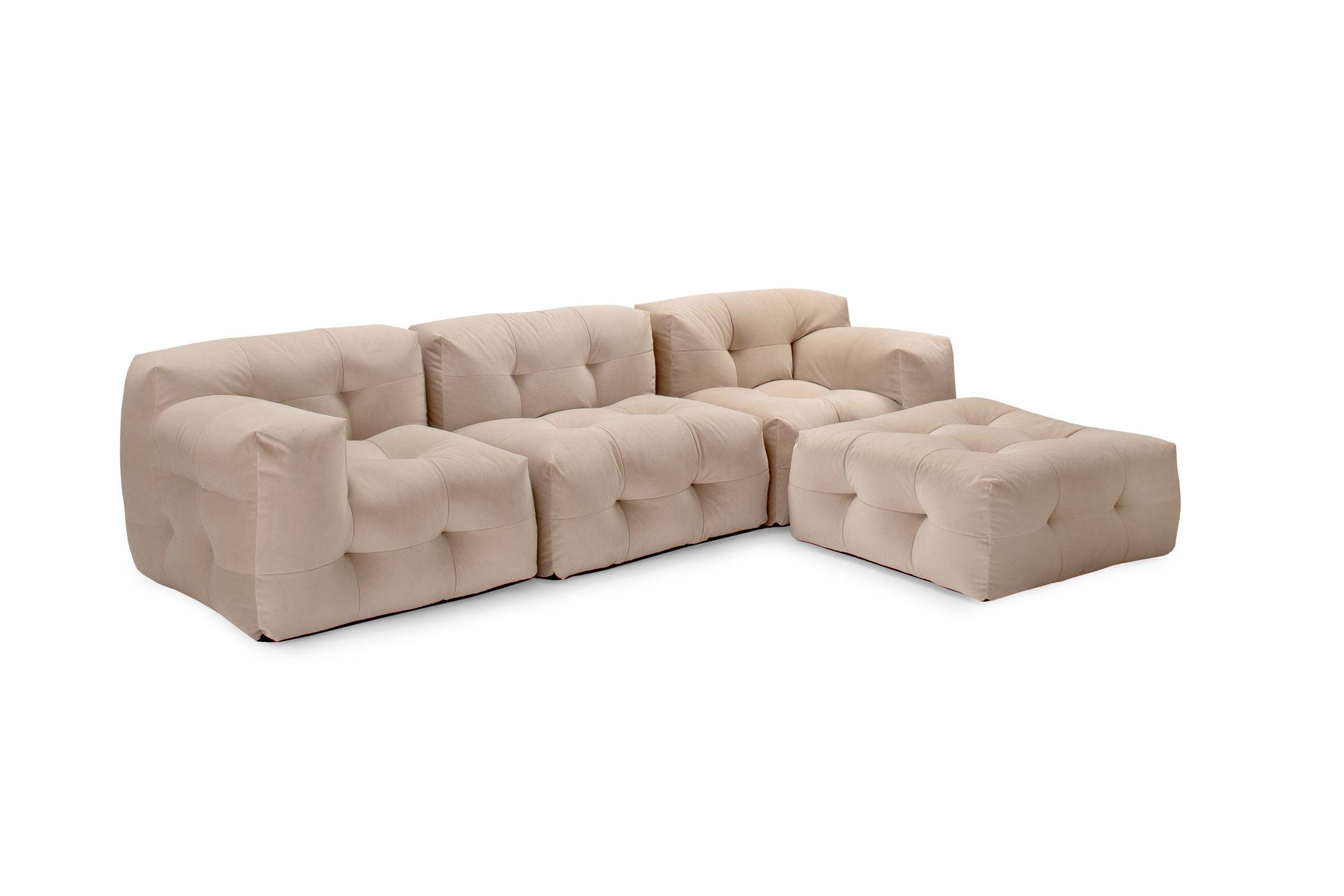 Gepolsterter Pouf NOT-A-SOFA mit modularem Aufbau für Modul- Designersofa NOT-A-SOFA im skandinavischen Stil in beige