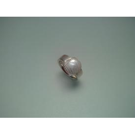 Ring mit kleiner Muschel aus Silber   |  | Artikelnummer: 110
