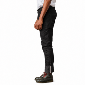 Gustave | Slim Tapered Black Selvedge Jeans | 13.5 Oz. | Raw Denim | No longer in production! | Artikelnummer: 6070-3307-6531