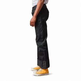Fredy | Wide Leg Selvedge Jeans Black | 13.5 Oz. | Raw Denim | Artikelnummer: 1137-7610-3713