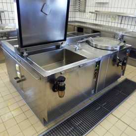 Großküchen-Kochinsel | Gebrauchtware | Artikelnummer: 8841-3036-1231